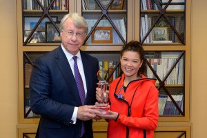 15715461482_1060896131_z